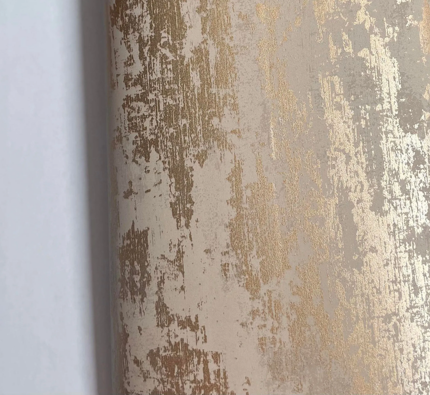 Mottled Metallic Gold on Taupe